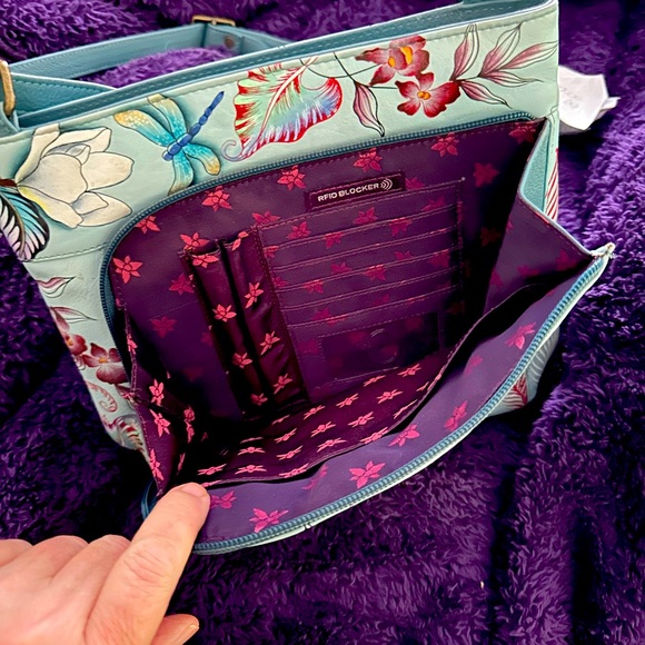 Leather with pockets like new - Picture 3 of 4